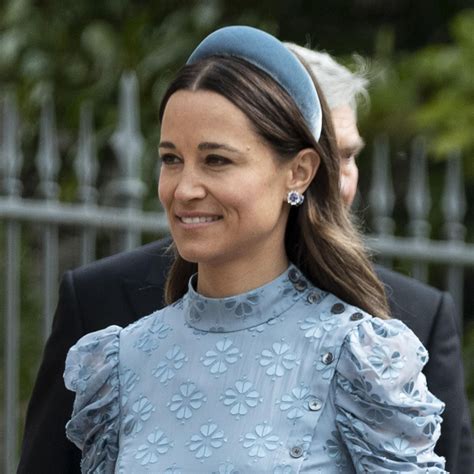 Princess kate and sister pippa middleton made an adorable pair of bridesmaids in 1991 wedding. Pippa Middleton : Fheie7sa77cutm / She is also kate ...