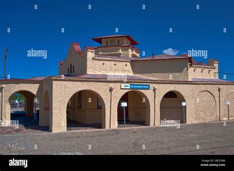 Historic Santa Fe Depot In Raton New Mexico Usa Stock Photo Alamy