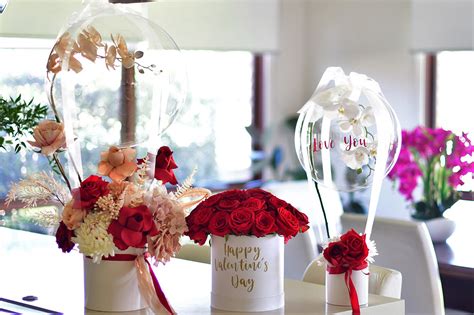 Which is the best flower shop in kl? Valentines Day Hot Air Balloon Flower Bouquet - Flower ...