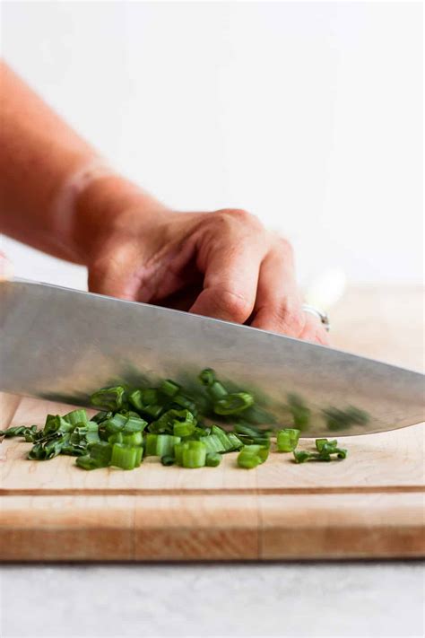 How To Cut A Green Onion Step By Step Tutorial Feelgoodfoodie