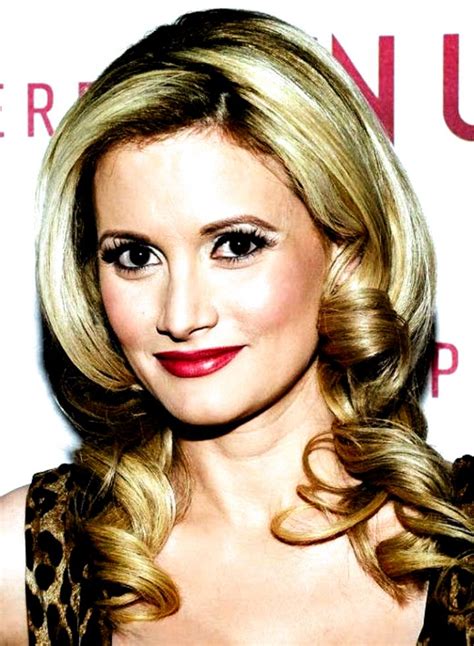 Looking for ways to curl hair without heat or messy curls down style wedding hair with braid. Hairstyles For Indian Wedding - Smooth and Textured Curls ...
