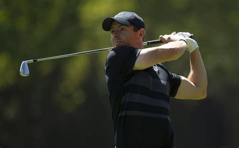 Rory's new old titleist putter. Rory McIlroy opens up two-shot lead at WGC Mexico as ...