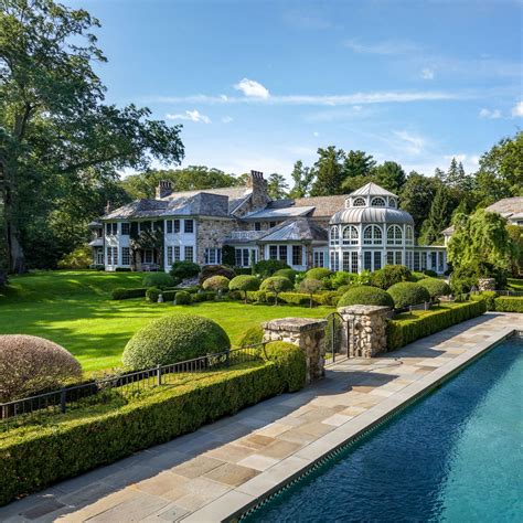 Mary Tyler Moores Connecticut Home Hits The Market For 219 Million Wsj