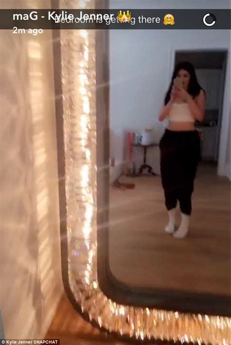 Kylie Jenner Proudly Flaunts Flat Stomach As She Shows Off New Glamor