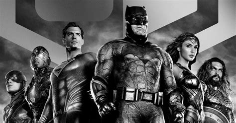 Zack Snyder Teases Justice League Theatrical Release Geekosity