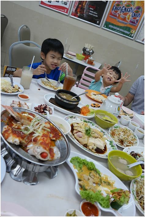 Chicken rice at its best sur 1977 ipoh chicken rice. 1977 Ipoh Chicken Rice 新怡保鸡饭店 « Home is where My Heart is…