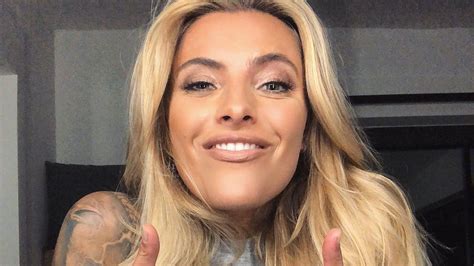 In den letzten wochen und monaten lenkte. Klare Worte: Sophia Thomalla kritisiert ECHO-Aus scharf ...