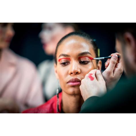 Our Favorite Behind The Scenes Beauty Shots From Nyfw Fall