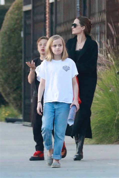 Photo Exclusif Angelina Jolie Fait Du Shopping Avec Ses Enfants Knox Leon Jolie Pitt Et