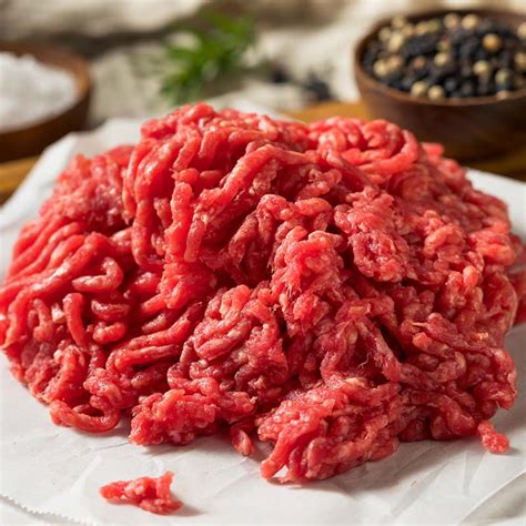 Each serving provides 555 kcal, 28g protein, 49g carbohydrates (of which 8g sugars), 23g fat (of which 8g saturates), 5g fibre and 1g salt. Lean Minced Beef | Less than 5% Fat Beef Mince| UK Next ...