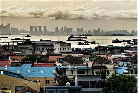 Jamus lim concedes minimum wage not ideal during recession. yuenco.com - Free Friendship AD: https://yuencompany.com ...