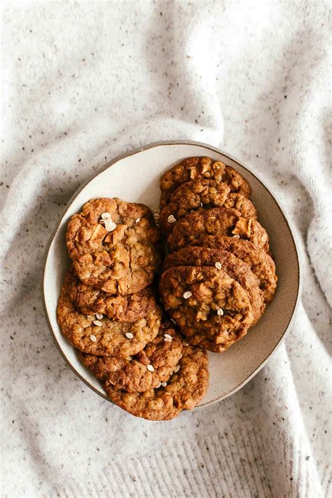 Each cookie has 198 calories and 5 ww freestyle ww recipe of the day: Chunky apple soft oatmeal cookies | chewy oat cookies | Sugar Salted