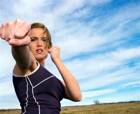 Basic Self Defence Techniques Every Woman Should Know Herzindagi