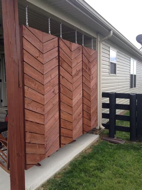 How To Build A Herringbone Privacy Screen How To And Diy Backyard
