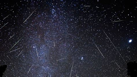 Meteor Shower Peaks This Weekend See Postcard From Halleys Comet