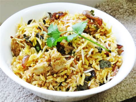 Beef pieces blend well with rice and the dish is so appealing. Biryani Rice - Cook Diary