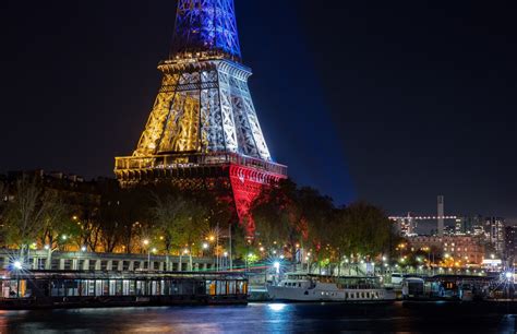 France Paris Eiffel Tower Night Wallpapers Hd Desktop And Mobile