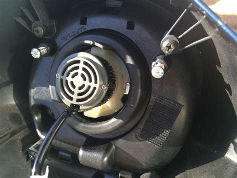 Modern Vespa : LED Headlight that works! Vespa GTS