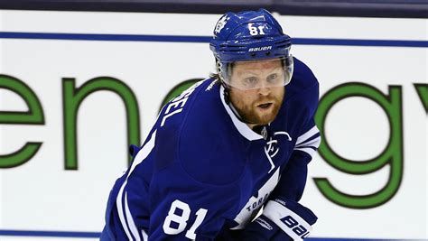 Nhl Players Survey Phil Kessel Will Score At Least 40 Goals With Penguins