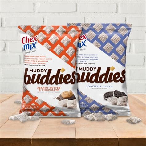 chex mix muddy buddies mint chocolate snack bag 4 5 oz baker s