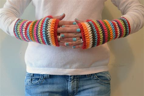crochet in color colorful stripey fingerless mitts