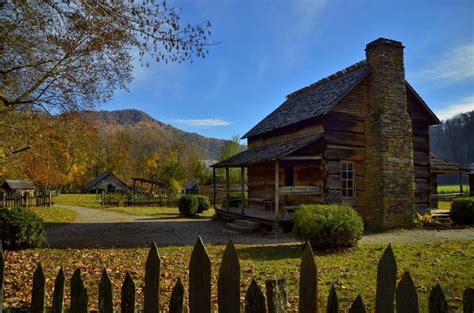 Creekside cabins is amazing family getaway with nine log cabins located on the banks of deep creek in bryson city, north carolina, about 1 mile from the great smoky mountains national park and downtown bryson city. Cherokee, NC ©GSPayne2015 | Smoky mountains, Favorite ...