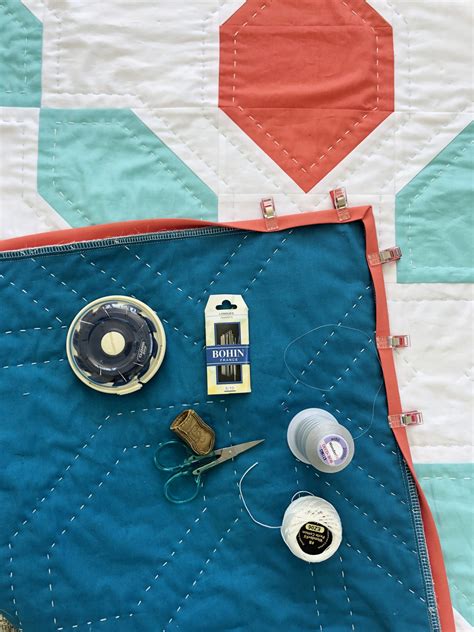 Learn How To Hand Sew Your Quilt Binding Onto Your Quilt Beginner Quilt