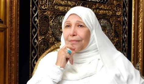 توفيت منذ قليل، الدكتورة عبلة الكحلاوى الداعية الإسلامي عن عمر يناهز 72 عاما. حقيقة وفاة الدكتورة عبلة الكحلاوي في مصر - كلانسي نيوز
