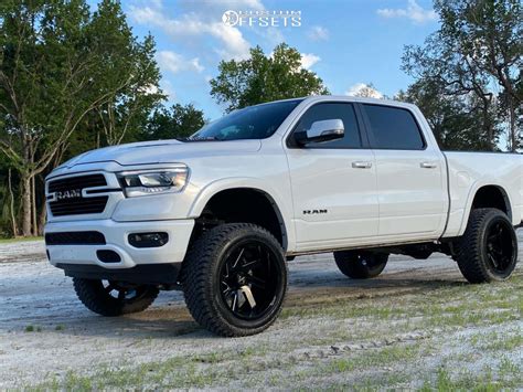 2019 Ram 1500 With 22x12 51 Arkon Off Road Lincoln And 32550r22