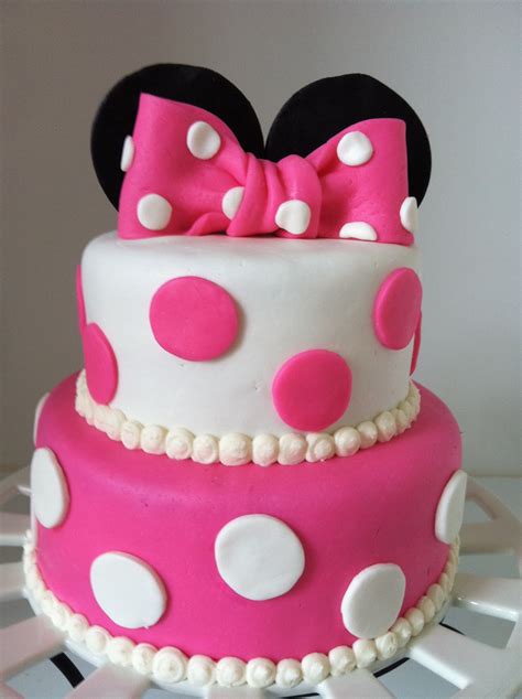 There are different types of cake designs for girls, like for little girl's birthday, she would love cakes with flowers, barbie, tiara, tangled based ,fairies and more. Birthday Cakes for Girls: Make Surprise with Adorable Design