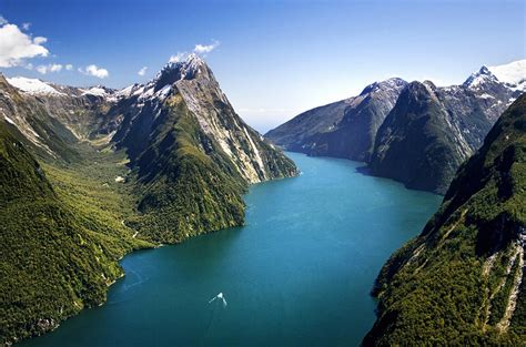 The current time in new zealand is: 19 Day - Rail, Cruise and Coach Experience | Luxury Travel ...