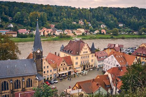 Direkt an der elbe gelegen besonderheiten/lage: Wehlen - Kleine Wanderung zum Steinernen Tisch