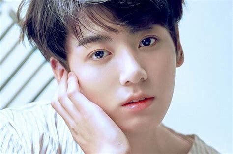 We have an extensive collection of amazing background images carefully chosen by our community. Pin by Raionah Buchanan on BTS | Jungkook, Jeon jungkook ...