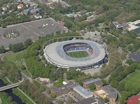 All info around the stadium of hannover 96 ii. HDI Arena Hannover | Fußballstadion in Hannover für ...