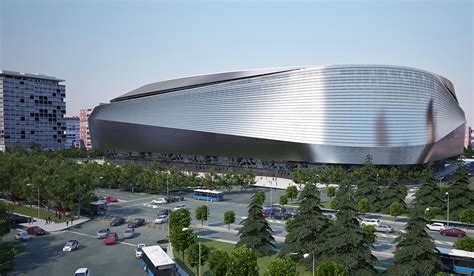 With a seating capacity of 99,354, it is the largest stadium in spain and europe, and the fourth largest football stadium in the world in capacity. Bernabéu-Umbau: Im August 2022 soll Reals Stadion fertig ...