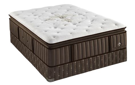 Review this guide to learn more about the pros and cons of each and what makes the dreamcloud euro top mattress unique. Stearns & Foster Nathalie Luxury Plush Euro Pillow Top ...