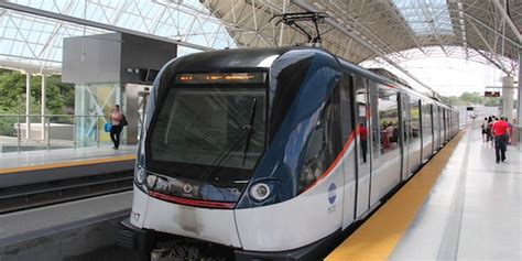 A Ride on the New Panama Metro, Central America's First ...