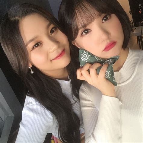 Get in touch with 한서희 (@govl38) — 21 answers. 여자친구 엄지 근황 ㄷㄷ - 스퀘어 카테고리