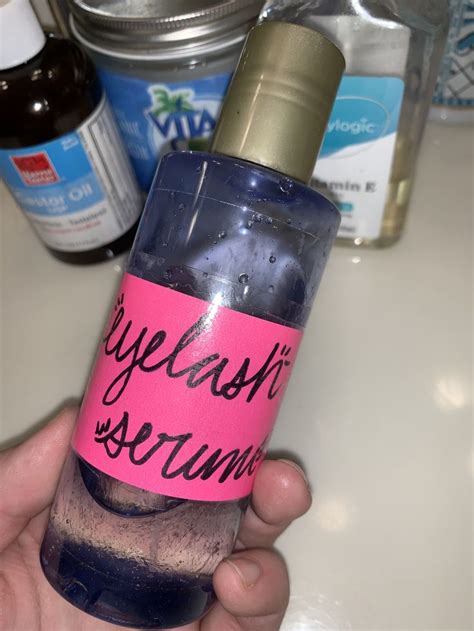 It's wonderful for dry skin and a must in the winter when this hyaluronic acid serum recipe is perfect for all skin types and can be used daily to moisturize and repair the skin. DIY Eyelash Serum. Castor Oil, Coconut Oil, and Vitamin E ...