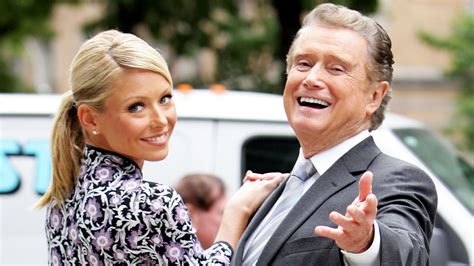 Kelly Ripa Shares Biggest Lesson From Regis Philbin Access