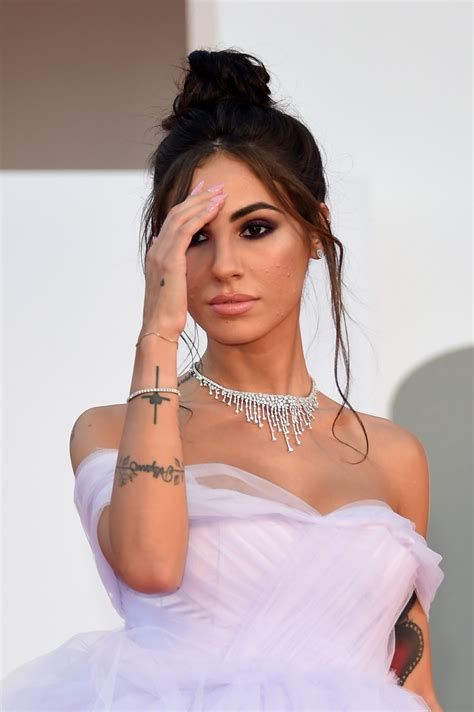 Il suo debutto alla conduzione di love island italia è convincente. GIULIA DE LELLIS at Lovers Premiere at 2020 Venice ...