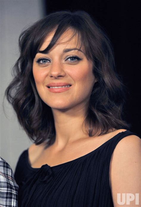 Photo Marion Cotillard Attends Press Conference For Little White Lies