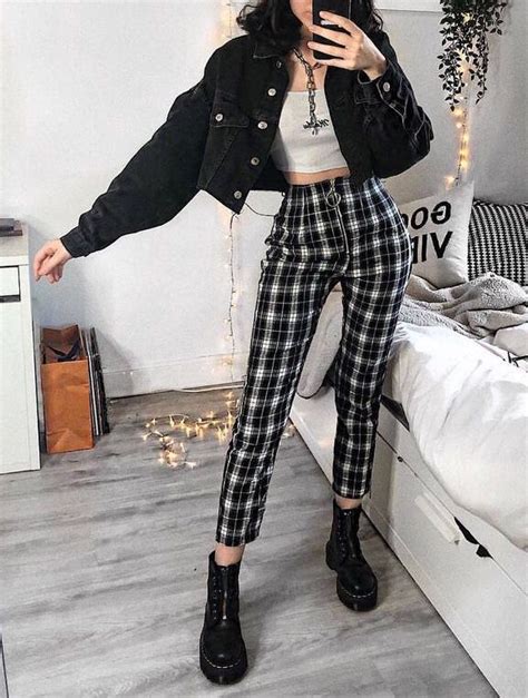 Pin By Lauren On Outfits ･ﾟ Grunge Fashion Soft Edgy Outfits E Girl