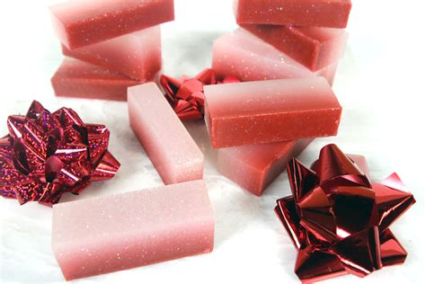 Simple instructions using many different soap making looking for homemade soap recipes? DIY Soap Recipe: Ombre Christmas Soap