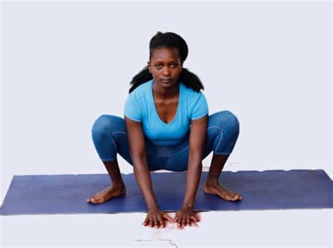 How to do the frog yoga pose. Yoga for Kids | Jen Reviews