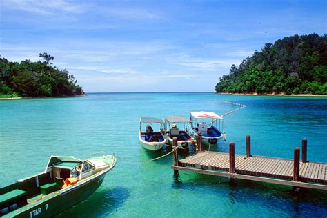 Berkumpul dilapangan terbang klia2, menaiki penerbangan ke kota kinabalu. Pakej Kota Kinabalu & Kundasang (Sabah) Kami
