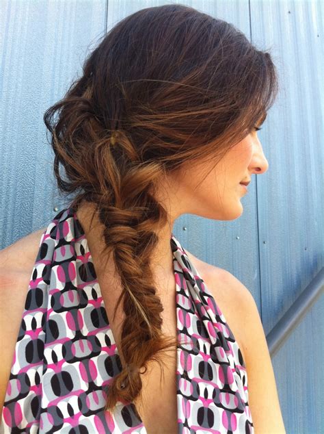 Messy Fishtail Braid For A Soft Look Messy Fishtail Braids Fish Tail