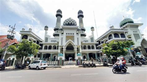 Masjid Jami Malang Bangunan Ikonik Di Kota Malang Ini Sejarahnya