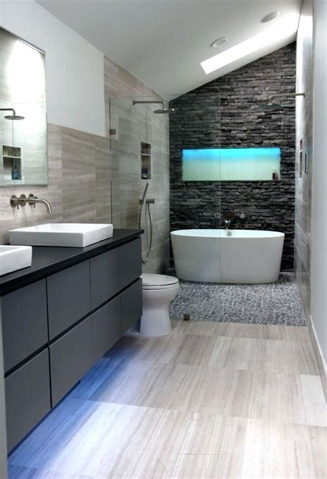 39 Galley Bathroom Layout Ideas To Consider Modern Master Bathroom