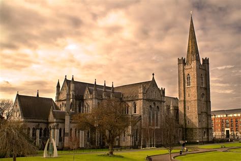 Besuchen Saint Patricks Cathedral In Dublin